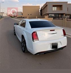كرايسلر 300